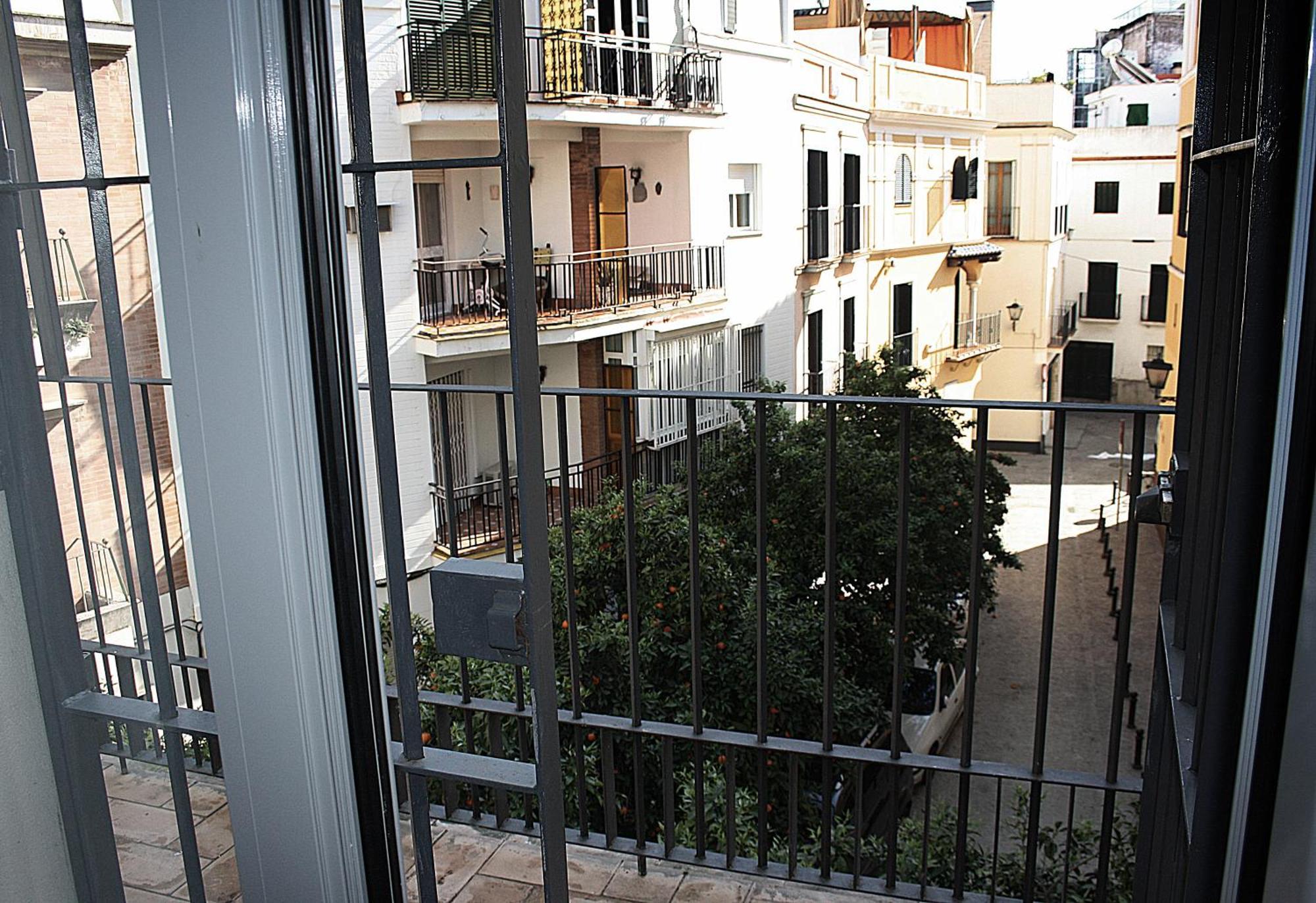 Apartamentos Turisticos La Encarnacion إشبيلية المظهر الخارجي الصورة