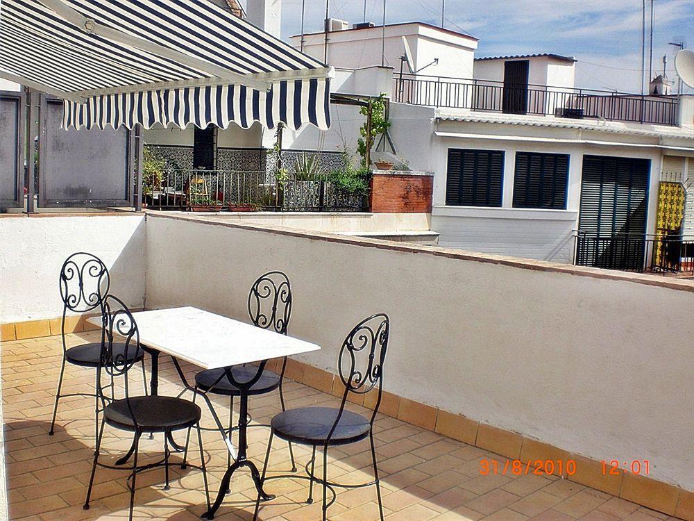 Apartamentos Turisticos La Encarnacion إشبيلية المظهر الخارجي الصورة