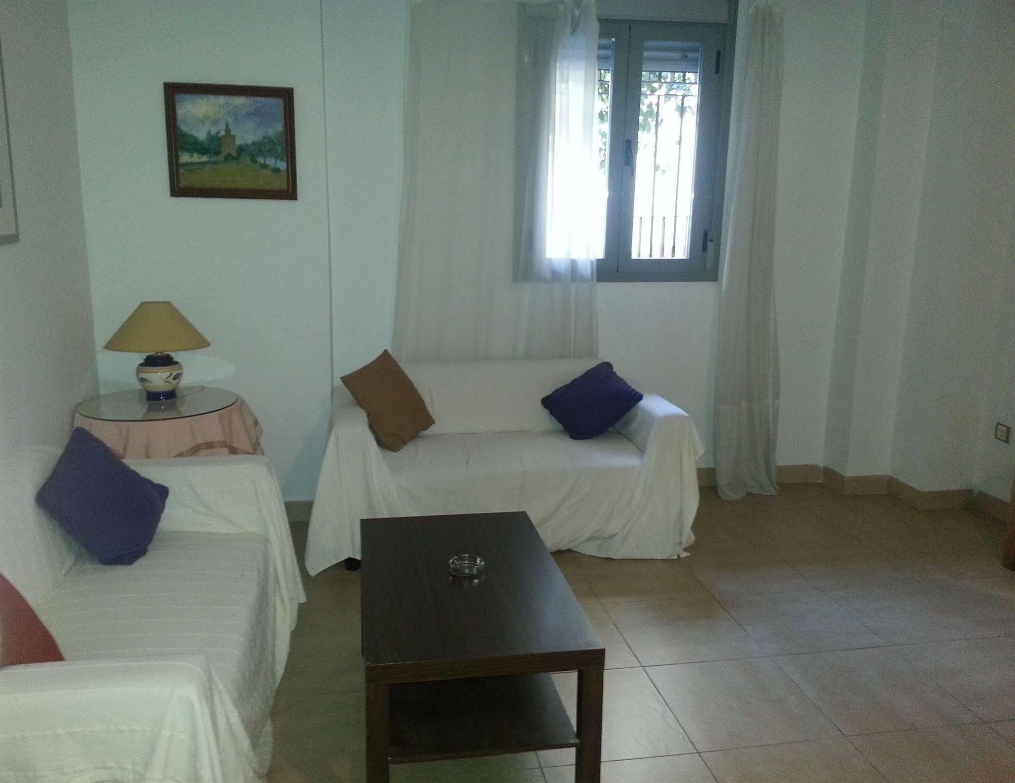 Apartamentos Turisticos La Encarnacion إشبيلية المظهر الخارجي الصورة